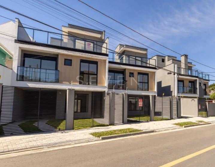 Lindo Sobrado Três Quartos Em Condomínio No Bairro Pilarzinho,...