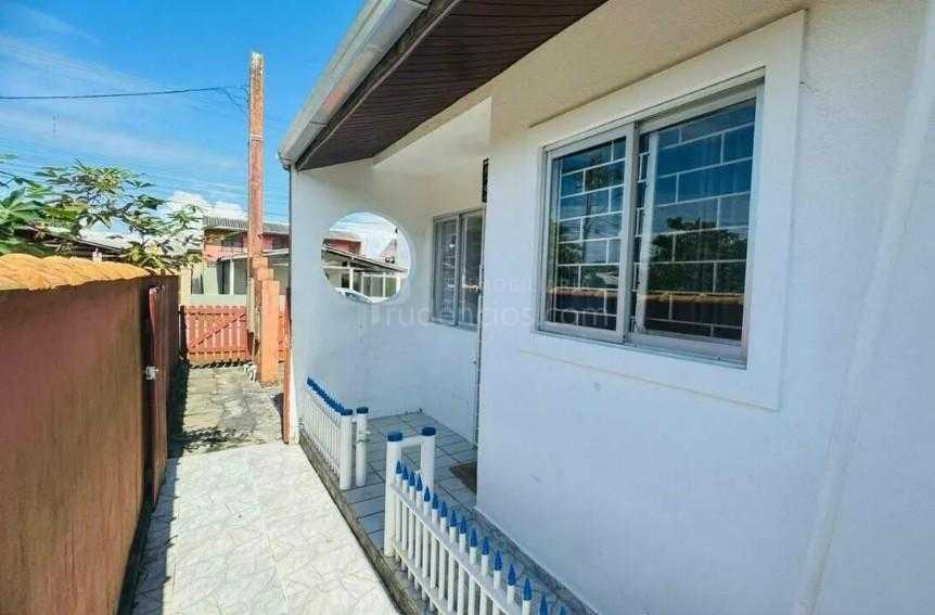 Casa aconchegante no Balneário Riviera com 2 quartos e ótima l...