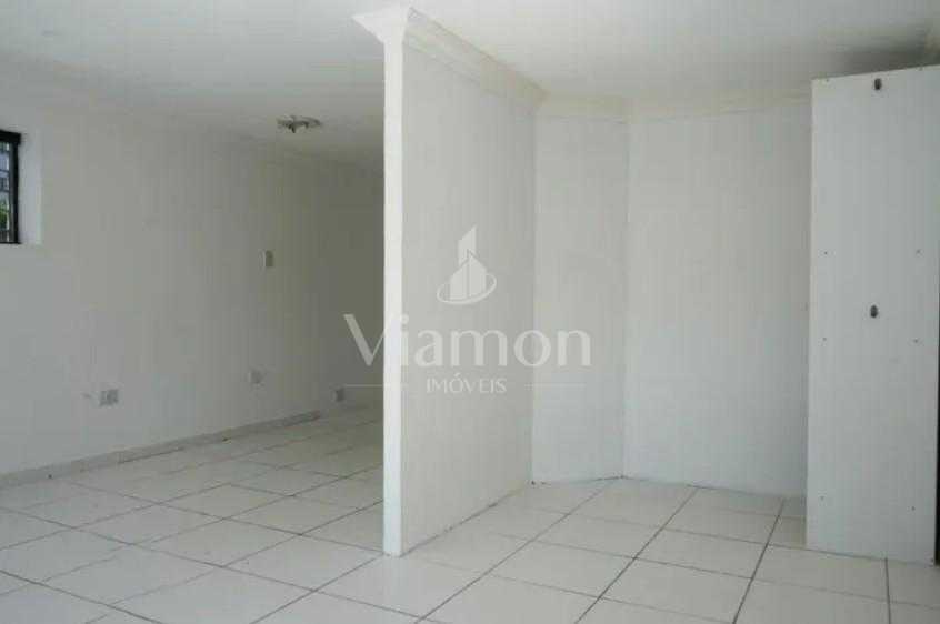 Apartamento ensolarado no Edifício Luz do Duque  Próximo ao Sh...