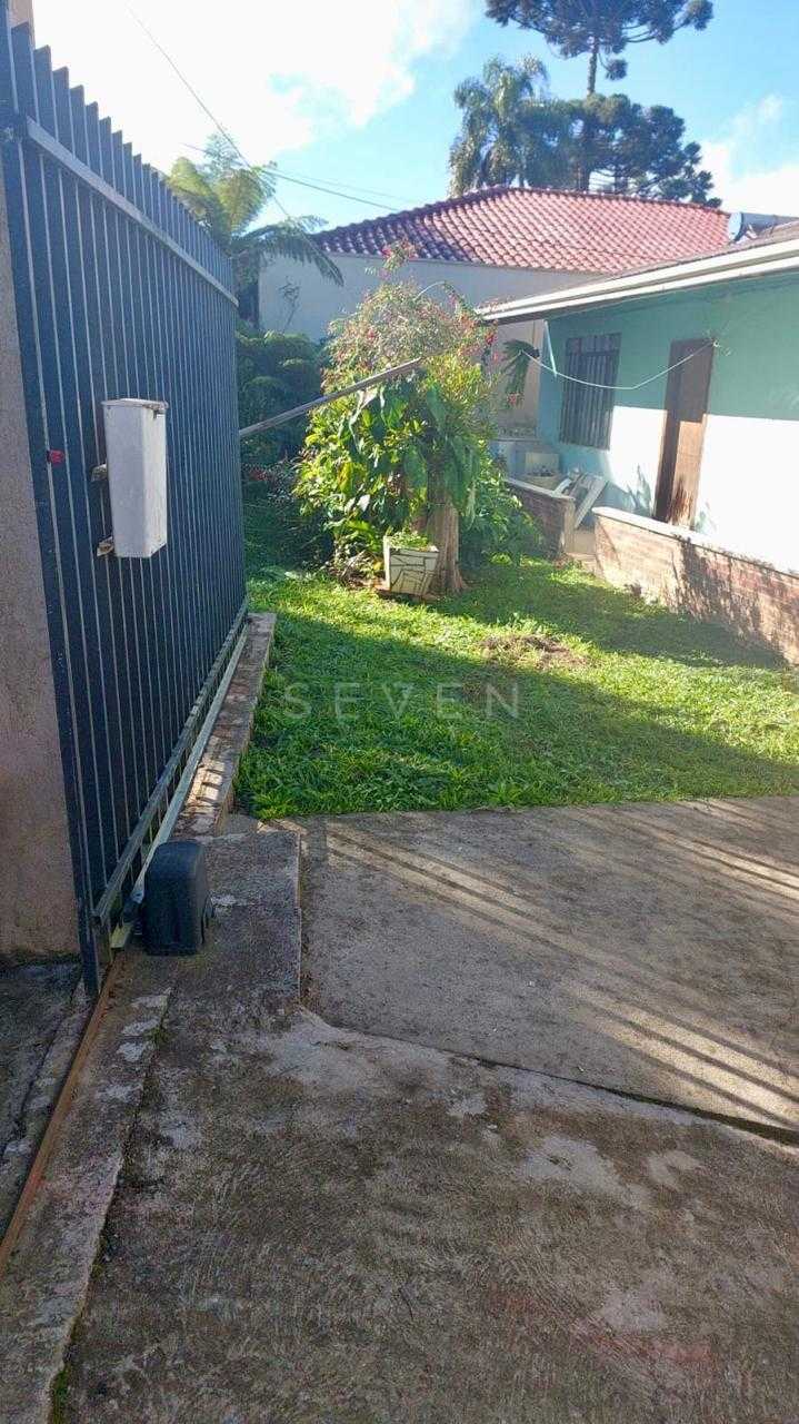 Terreno Amplo no Tanguá com Duas Entradas e Potencial para Con...