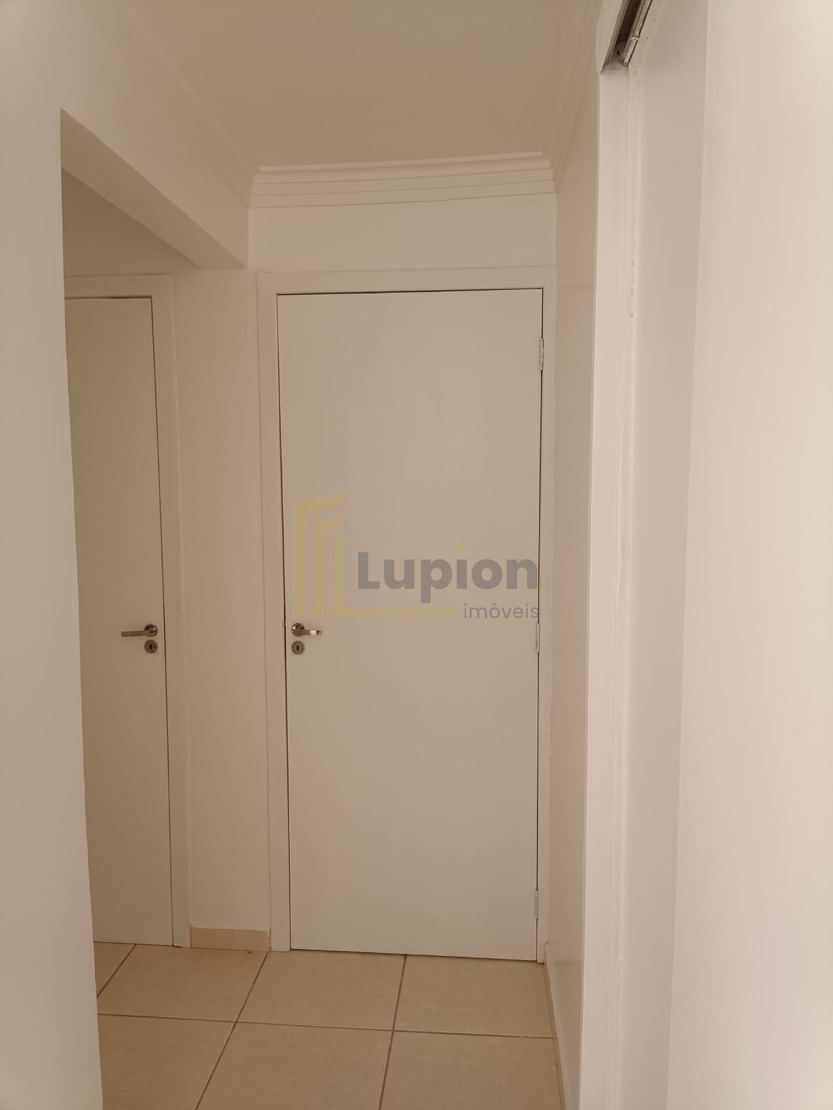 Apartamento térreo reformado com 3 quartos, suíte e área gourm...