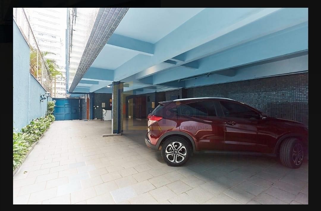 Prédio Comercial no Centro de Curitiba  Alto Fluxo e Versatili...