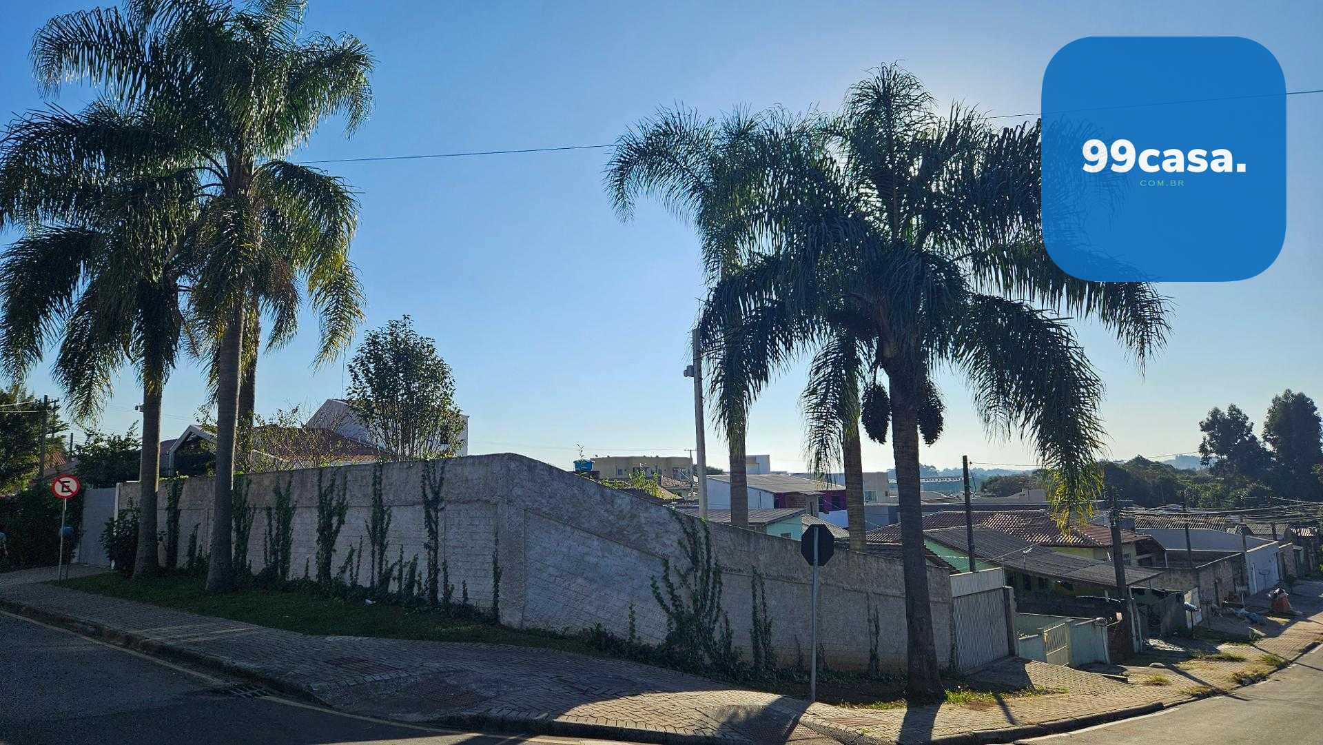 Terreno de esquina 316m  com área construída à venda em Araucá...