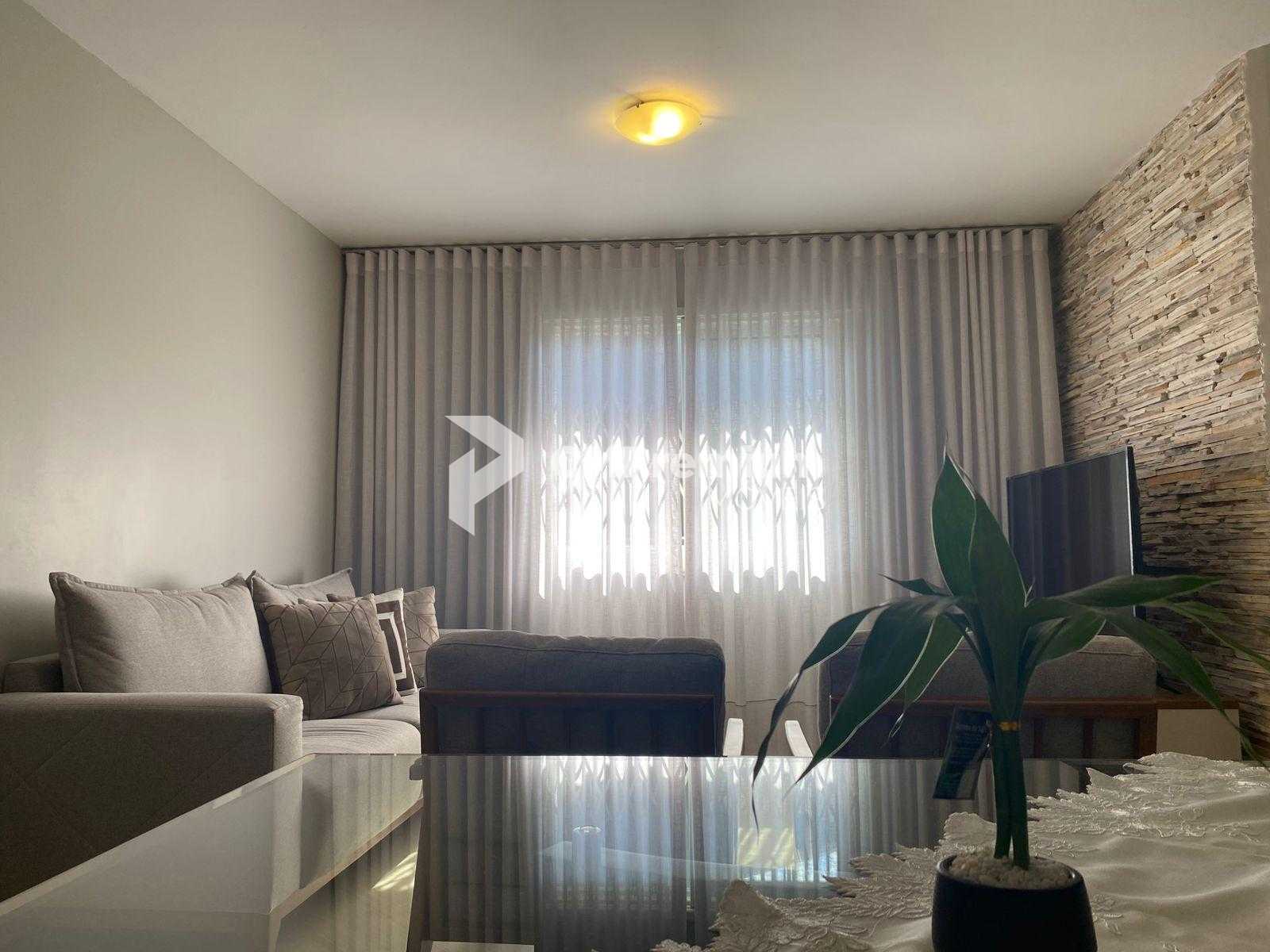 Sobrado em Condomínio no Xaxim | 127m  Totais | Segurança, Loc...