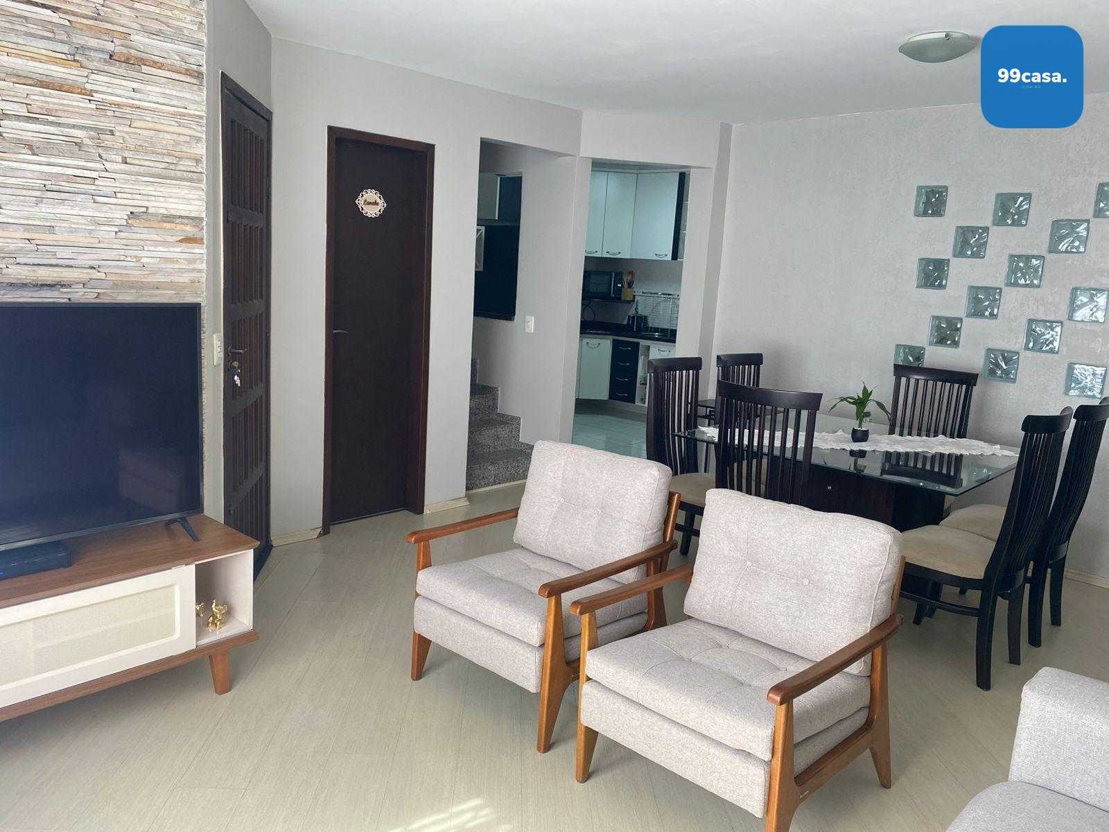 Sobrado em Condomínio no Xaxim | 127m² Totais | Segurança, Loc...