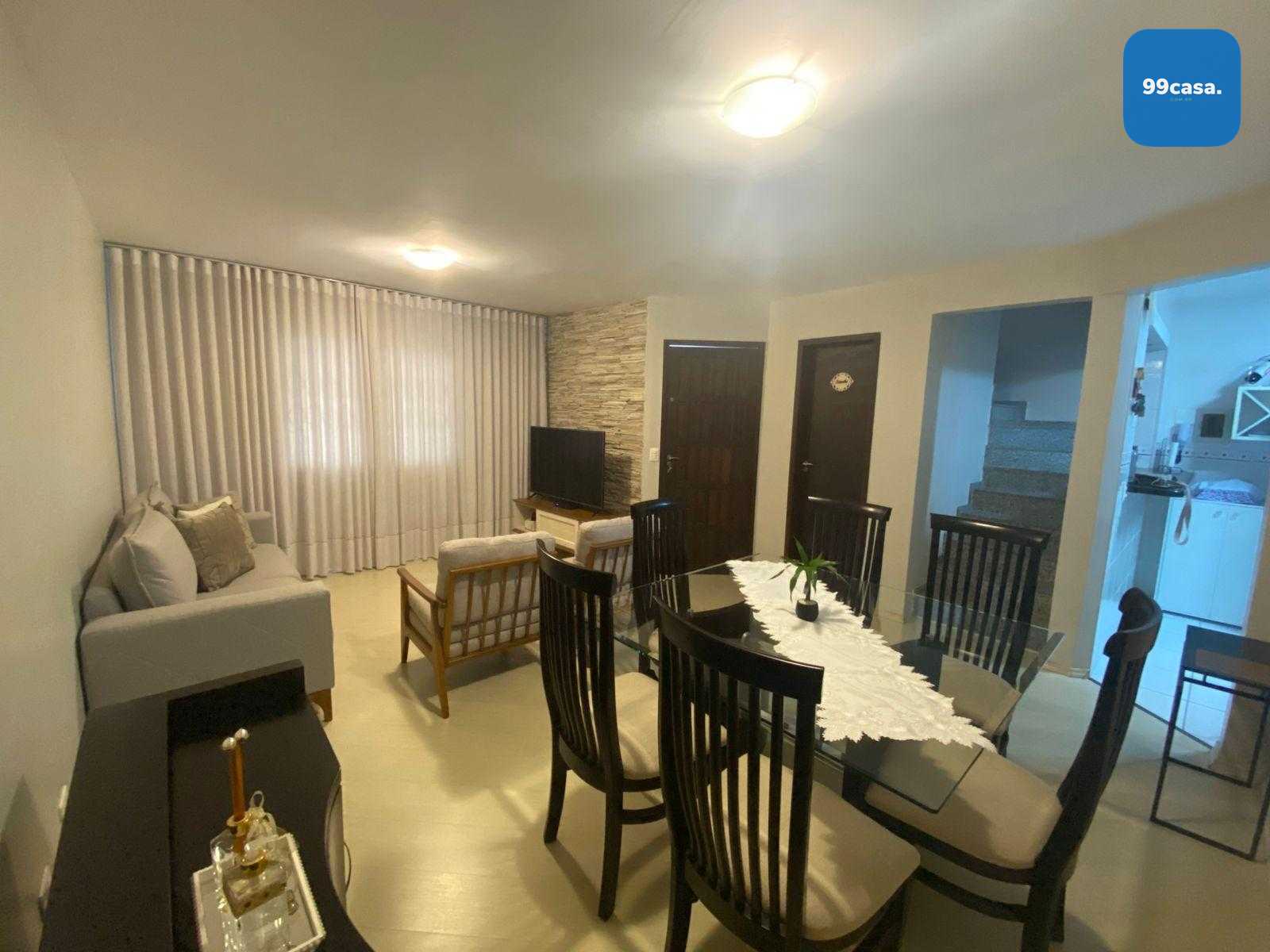 Sobrado em Condomínio no Xaxim | 127m² Totais | Segurança, Loc...