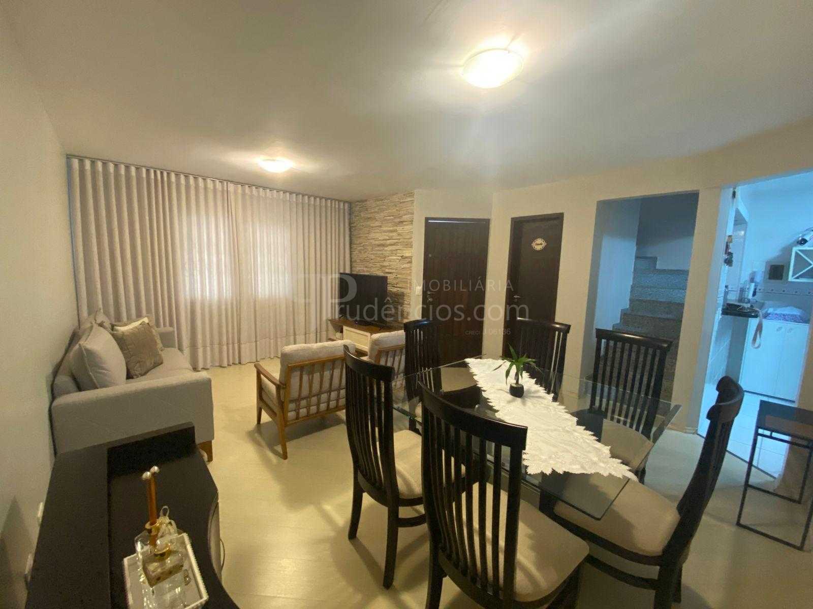 Sobrado em Condomínio no Xaxim | 127m  Totais | Segurança, Loc...