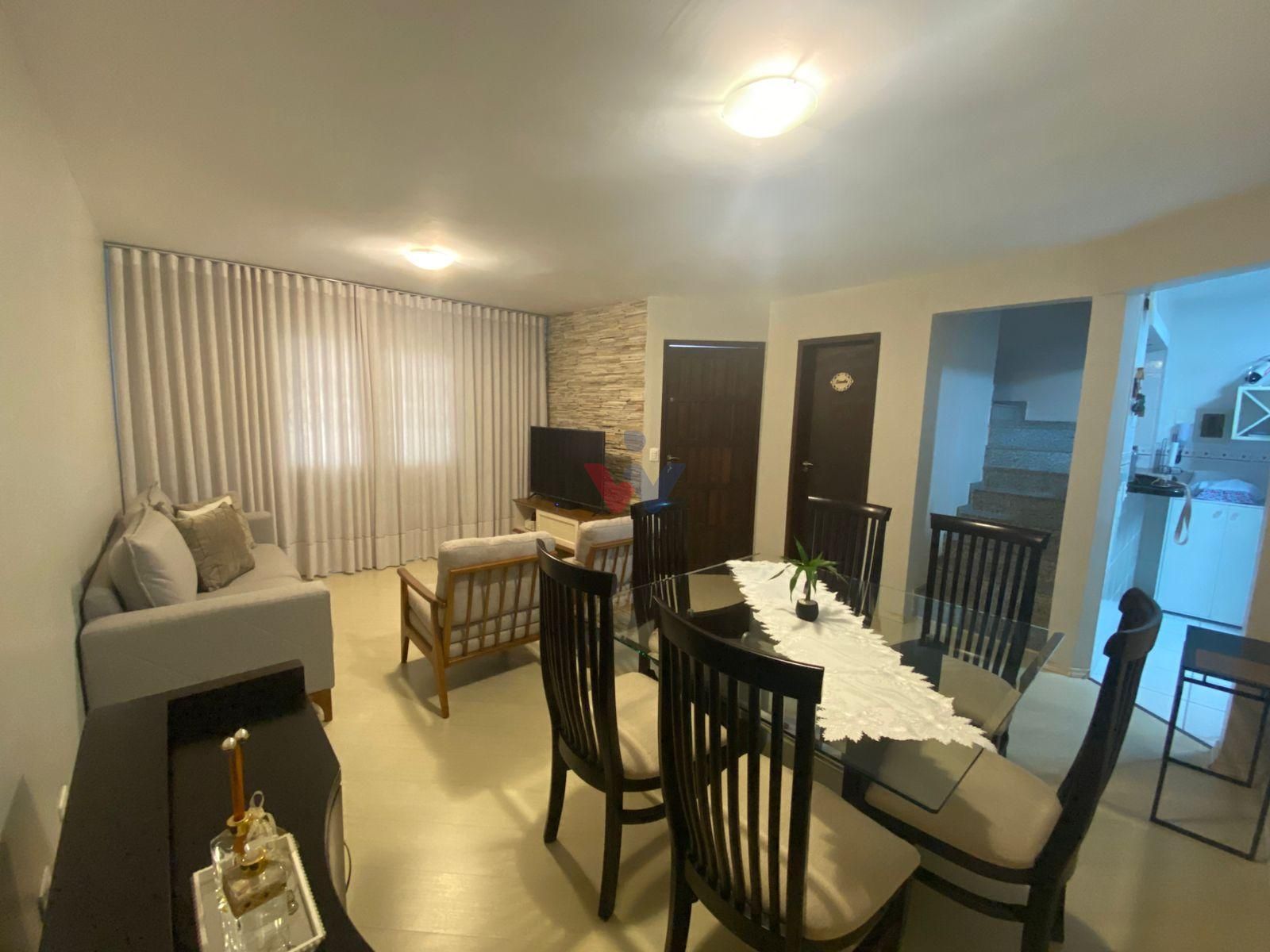 Sobrado em Condomínio no Xaxim | 127m  Totais | Segurança, Loc...