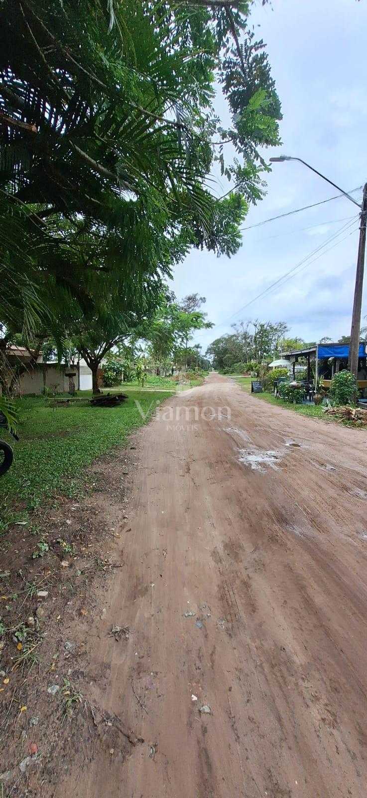Terreno à Venda em Guaratuba, 414m  a 1.300m do Mar, Excelente...