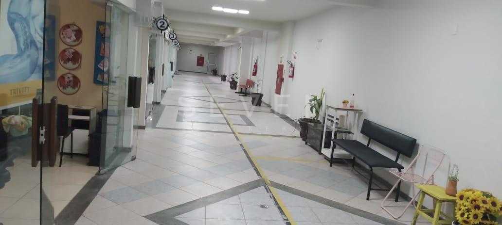 Loja 40m  na Galeria Haisler  Espaço comercial no centro de Cu...