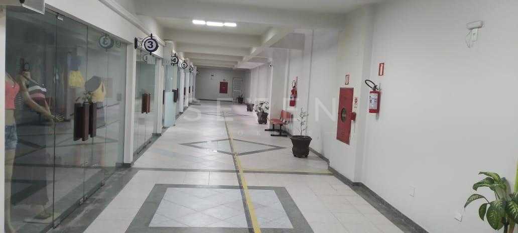 Loja 40m  na Galeria Haisler  Espaço comercial no centro de Cu...