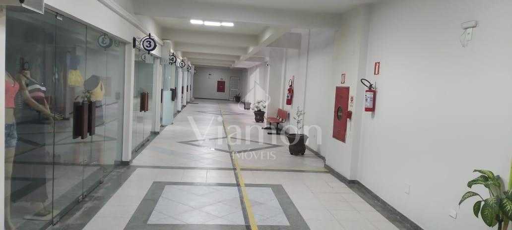 Loja 40m  na Galeria Haisler  Espaço comercial no centro de Cu...