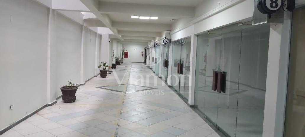 Loja 40m  na Galeria Haisler  Espaço comercial no centro de Cu...