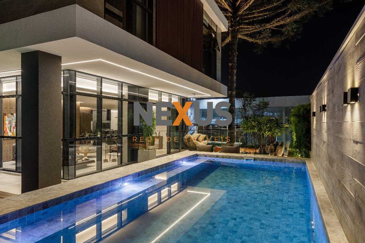 Apartamento Exclusivo no Batel  124 m , 2 Suítes, Varanda Gour...