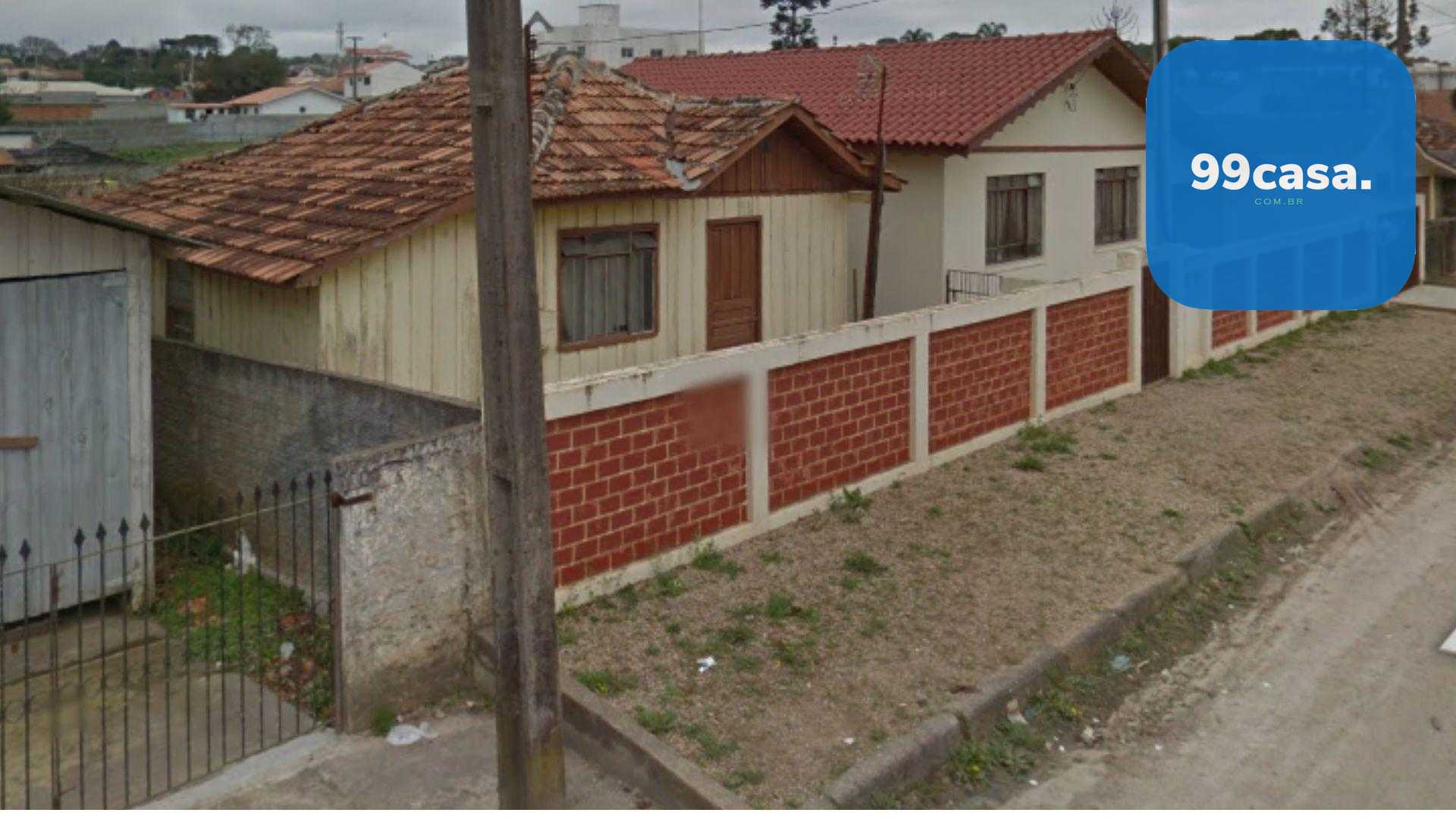 Terreno de 770m  com Duas Casas, na Lapa-PR