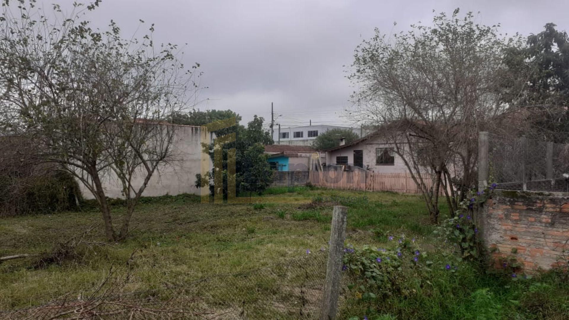 Terreno de 770m  com Duas Casas em Araucária. Excelente Oportu...