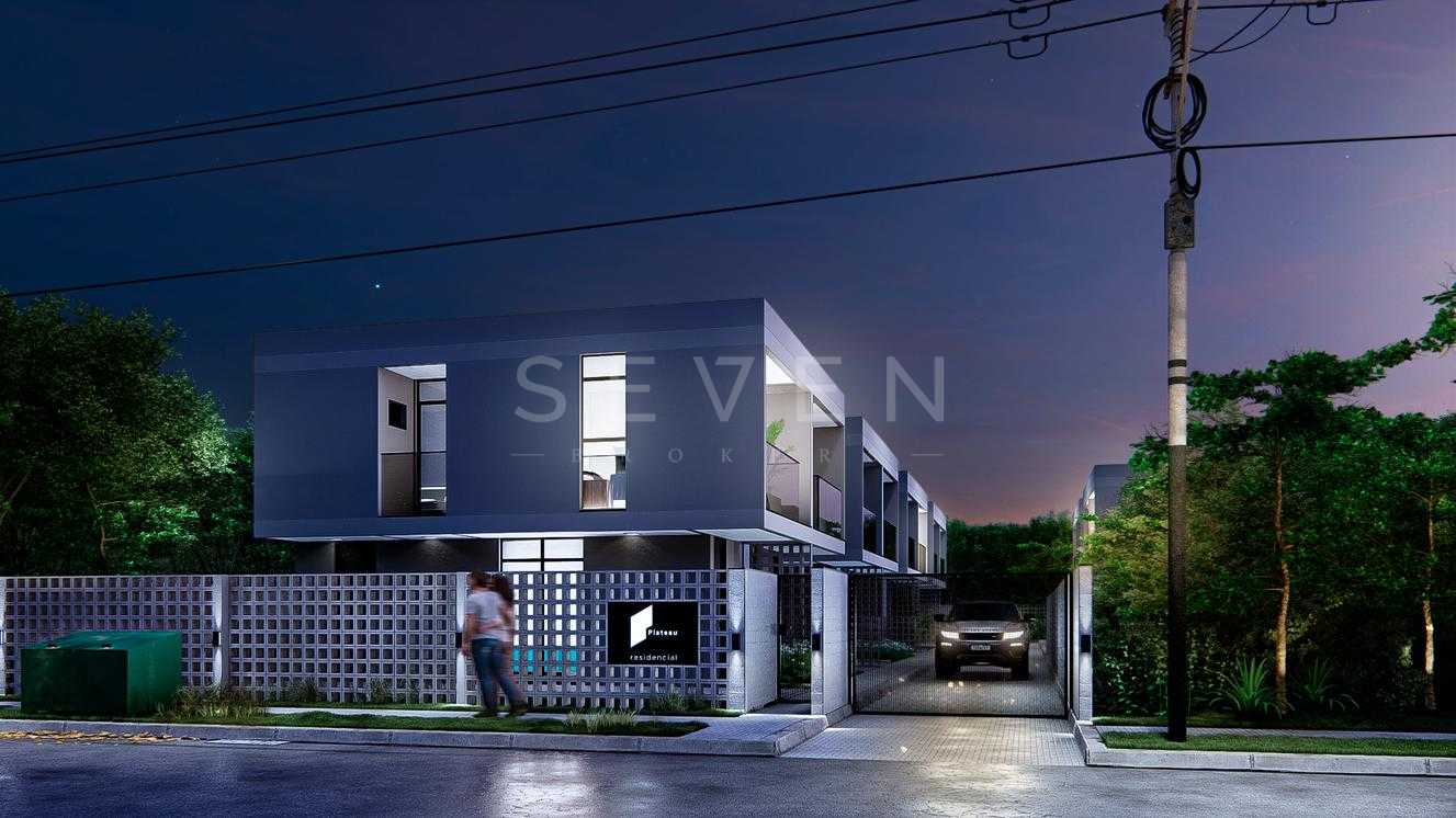 Sobrado em Caiobá a 850m da Praia, 2 Quartos, Suíte e Churrasq...