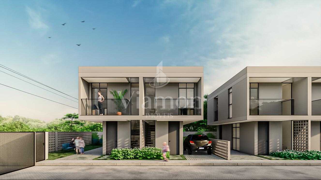 Sobrado em Caiobá a 850m da Praia, 2 Quartos, Suíte e Churrasq...