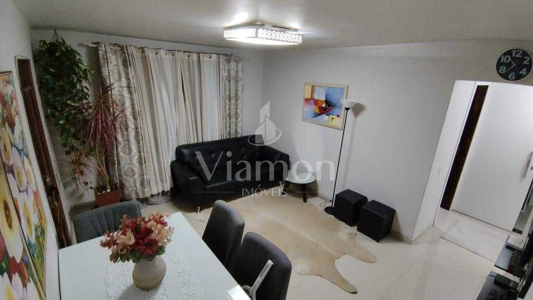 Apartamento Reformado no Água Verde por 489.000,00, 72m , 2 Qu...