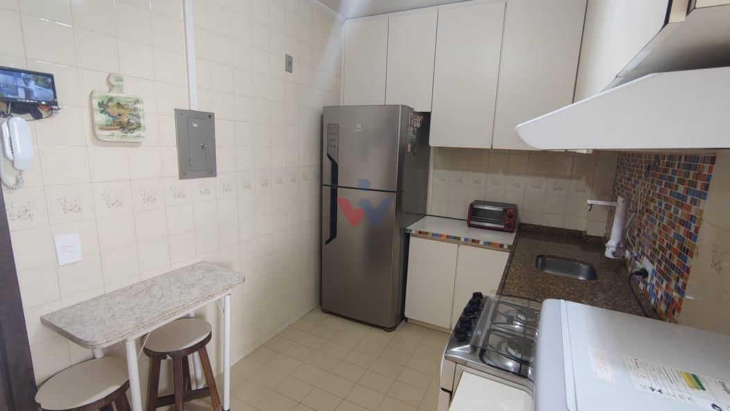 Apartamento Reformado no Água Verde por 489.000,00, 72m , 2 Qu...