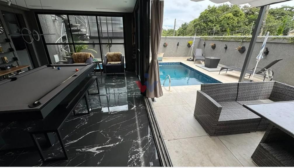 Casa Alto Padrão no Abranches por R 2,6 mi  Porteira Fechada, ...