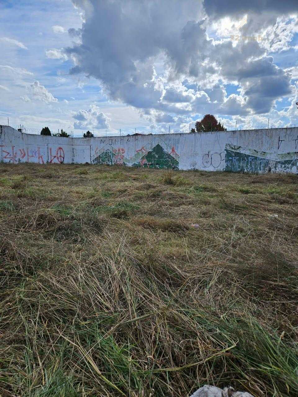 Terreno de Esquina no Água Verde  1.159 m  com Alto Potencial ...