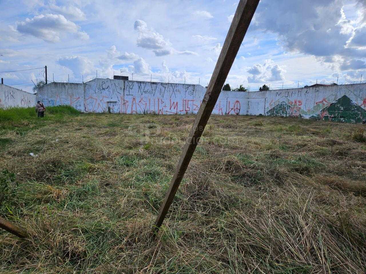 Terreno de Esquina no Água Verde  1.159 m  com Alto Potencial ...