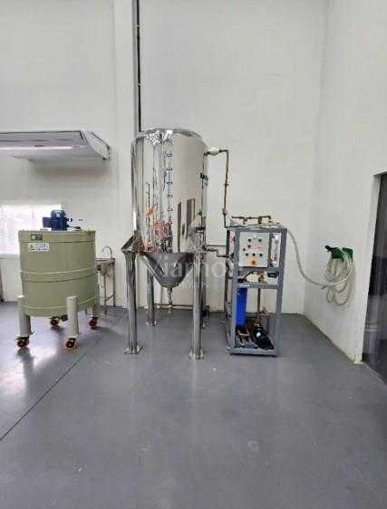 Fábrica de Cosméticos com 815m  por R 2,8 mi  Barracão com pl...