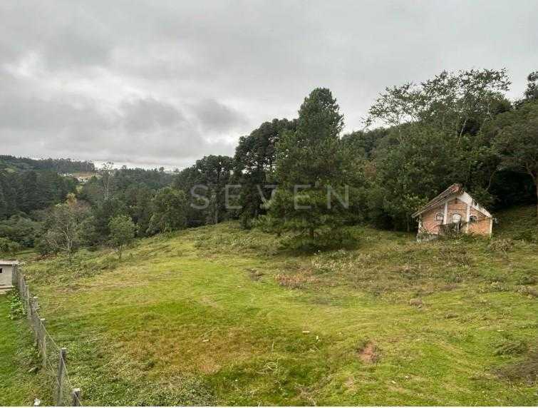 Linda Chácara em Condomínio Fechado em Campina Grande do Sul  ...