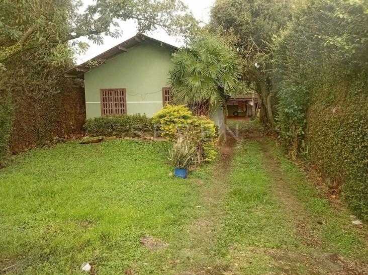 Terreno plano de 370m  com casa de alvenaria no Cajuru, ótimo ...