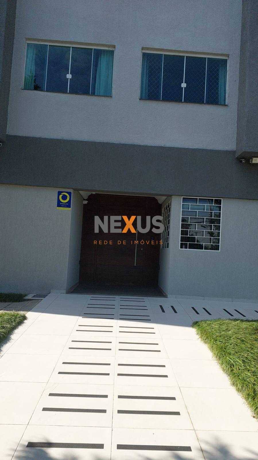 Apartamento 2 Dormitórios à Venda no Capão Raso  Reformado e P...