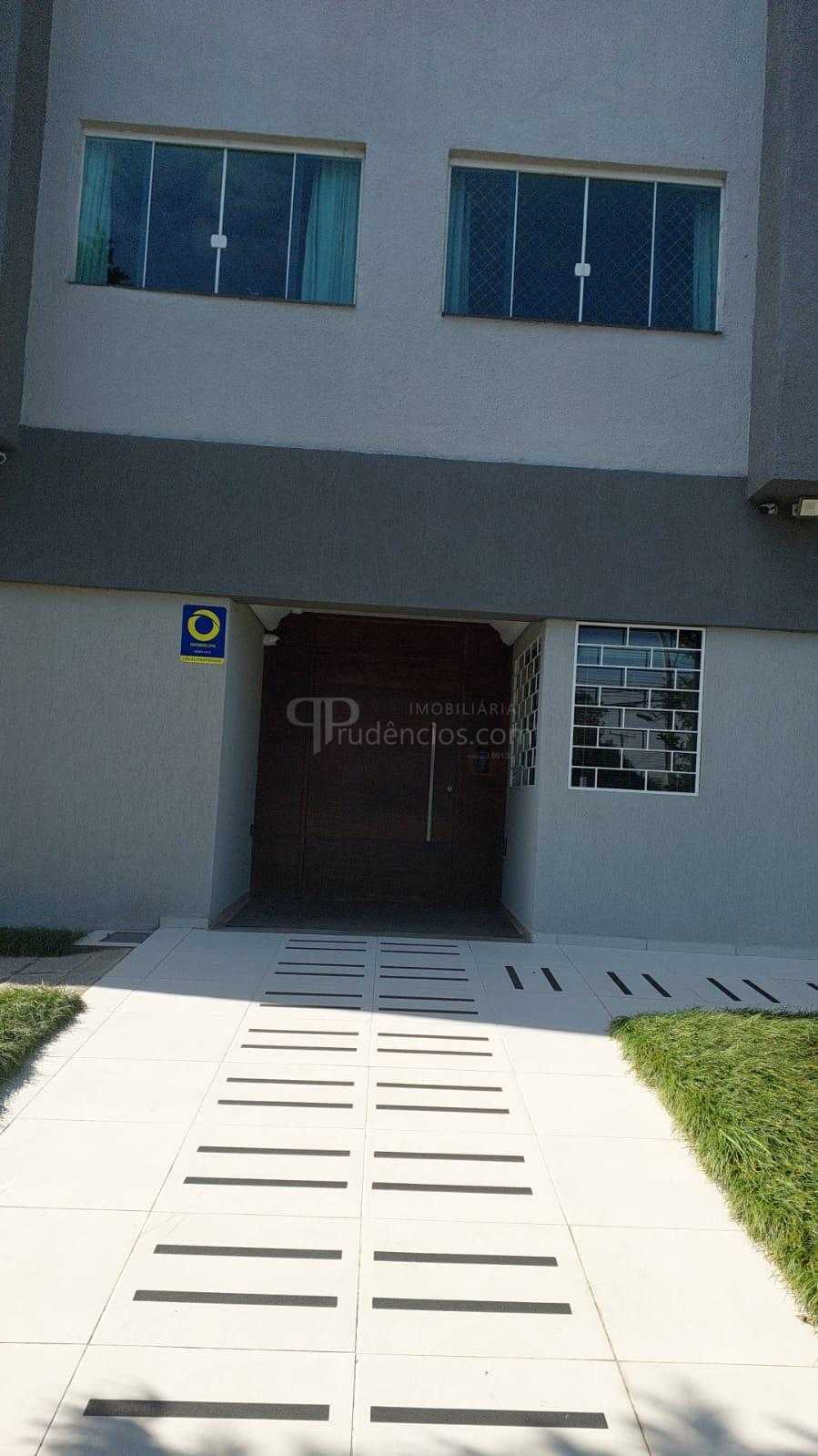Apartamento 2 Dormitórios à Venda no Capão Raso  Reformado e P...