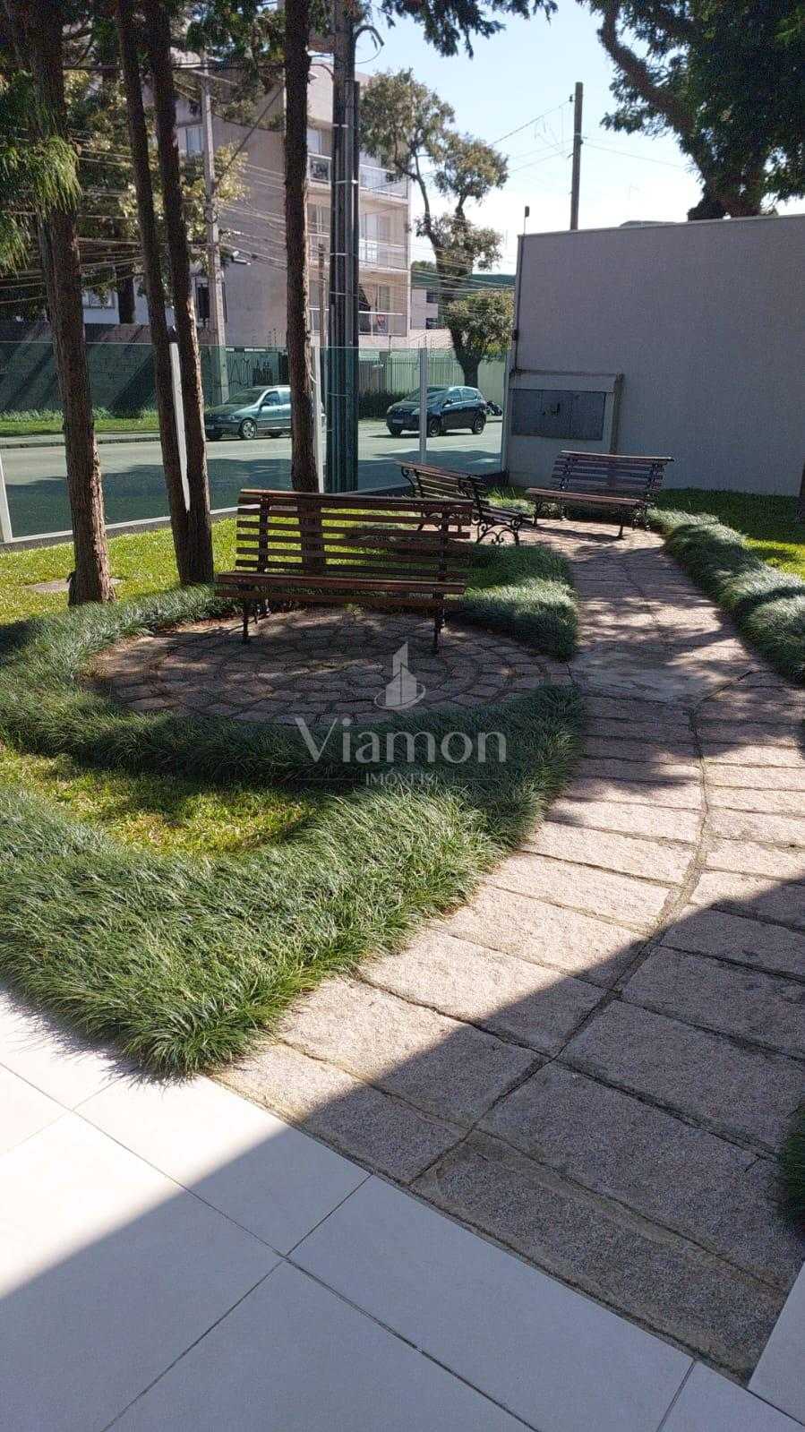 Apartamento 2 Dormitórios à Venda no Capão Raso  Reformado e P...