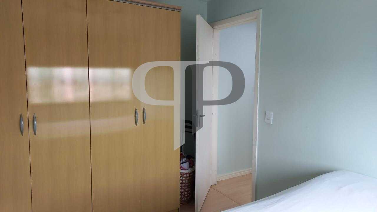 Apartamento de 53m² Reformado com 2 Quartos e Mobiliado. Pront...