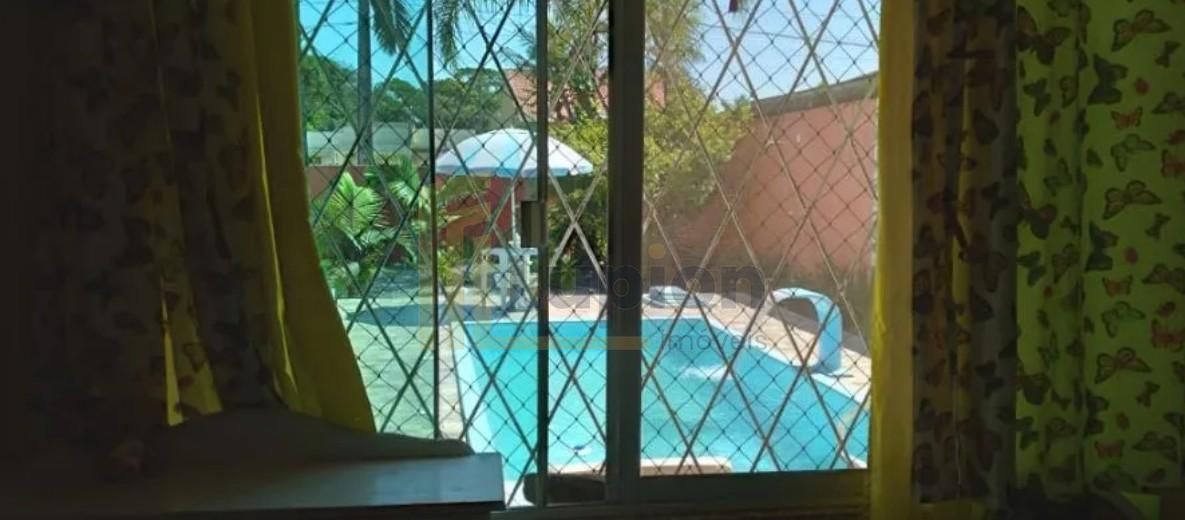 Casa em Guaratuba com Piscina, Edícula e Espaço Gourmet, 700m ...