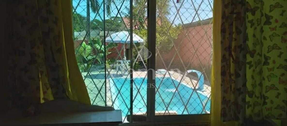Casa em Guaratuba com Piscina, Edícula e Espaço Gourmet, 700m ...
