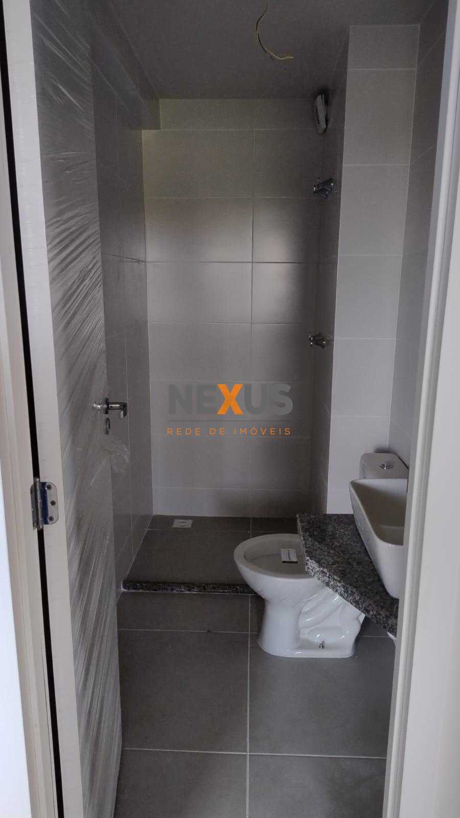 Apartamento 3 quartos com suíte e varanda com churrasqueira  V...