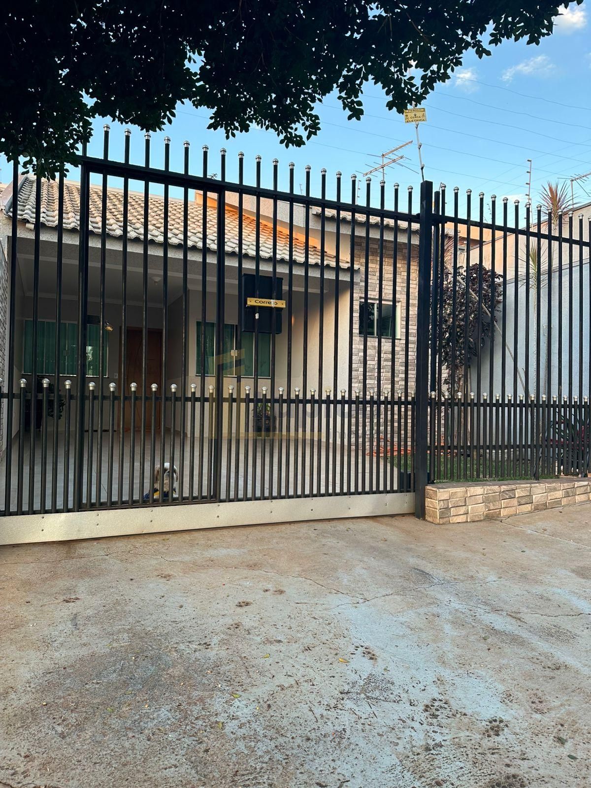 Casa à Venda no Parque Avenida, Maringá, 3 Quartos  1 Suíte  c...