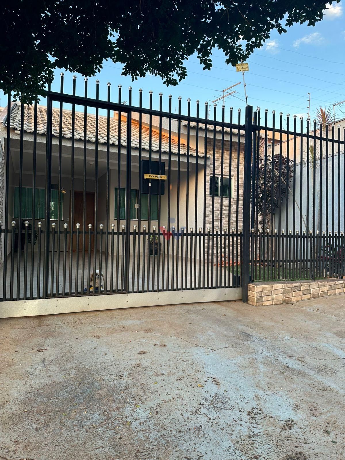 Casa à Venda no Parque Avenida, Maringá, 3 Quartos  1 Suíte  c...