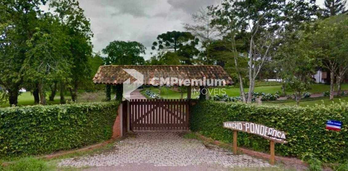 Espetacular propriedade com casas, salões, piscinas e lagos  l...