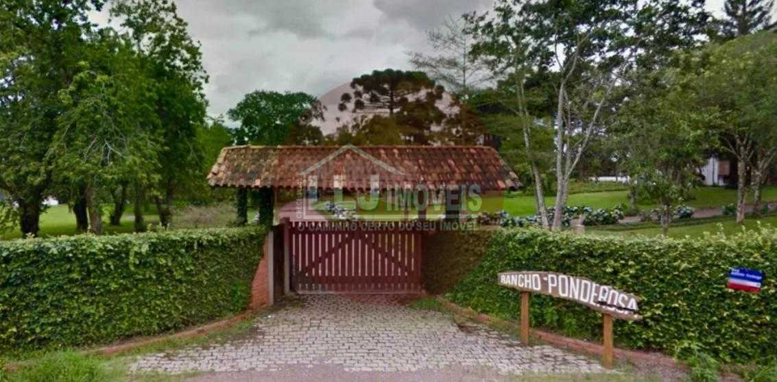 Espetacular propriedade com casas, salões, piscinas e lagos  lazer completo 