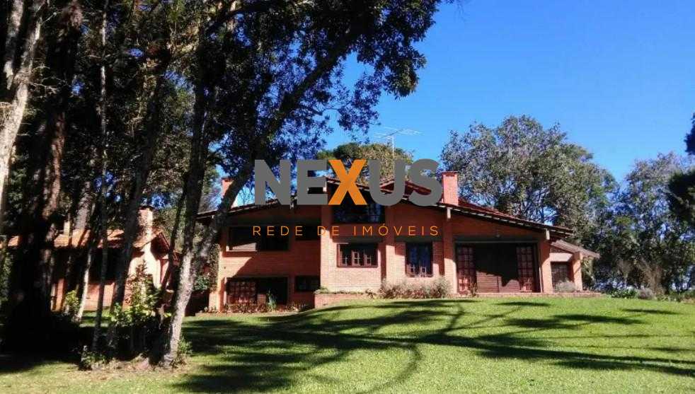 Espetacular propriedade com casas, salões, piscinas e lagos: l...