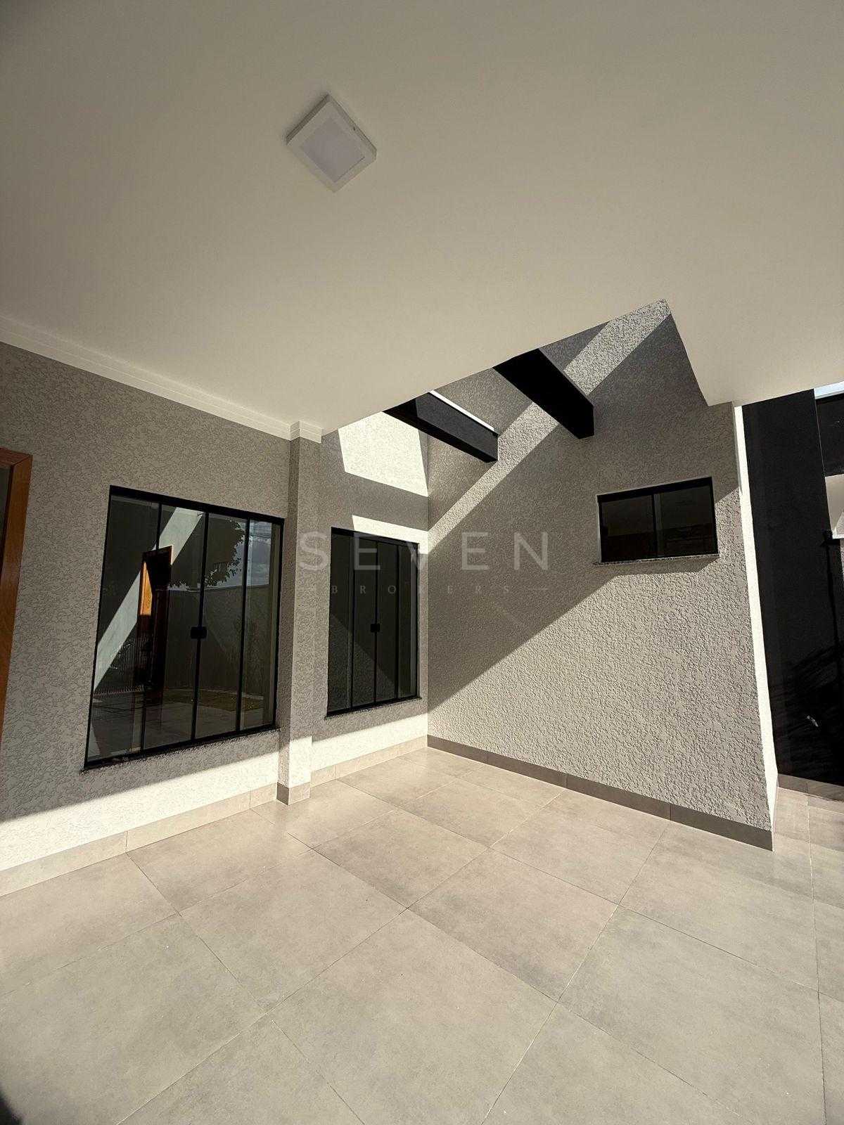 Linda Casa 3 Quartos com Suíte e Área Gourmet no Jardim Itapar...