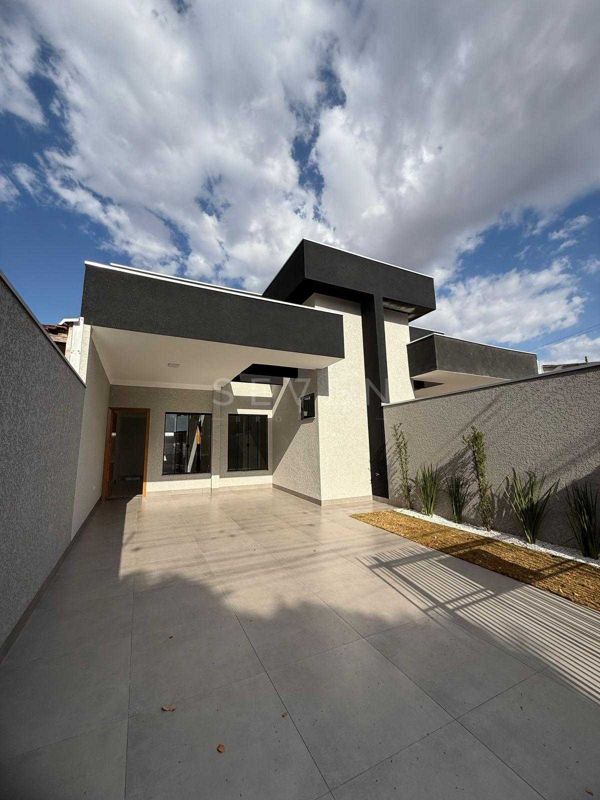 Linda Casa 3 Quartos com Suíte e Área Gourmet no Jardim Itapar...