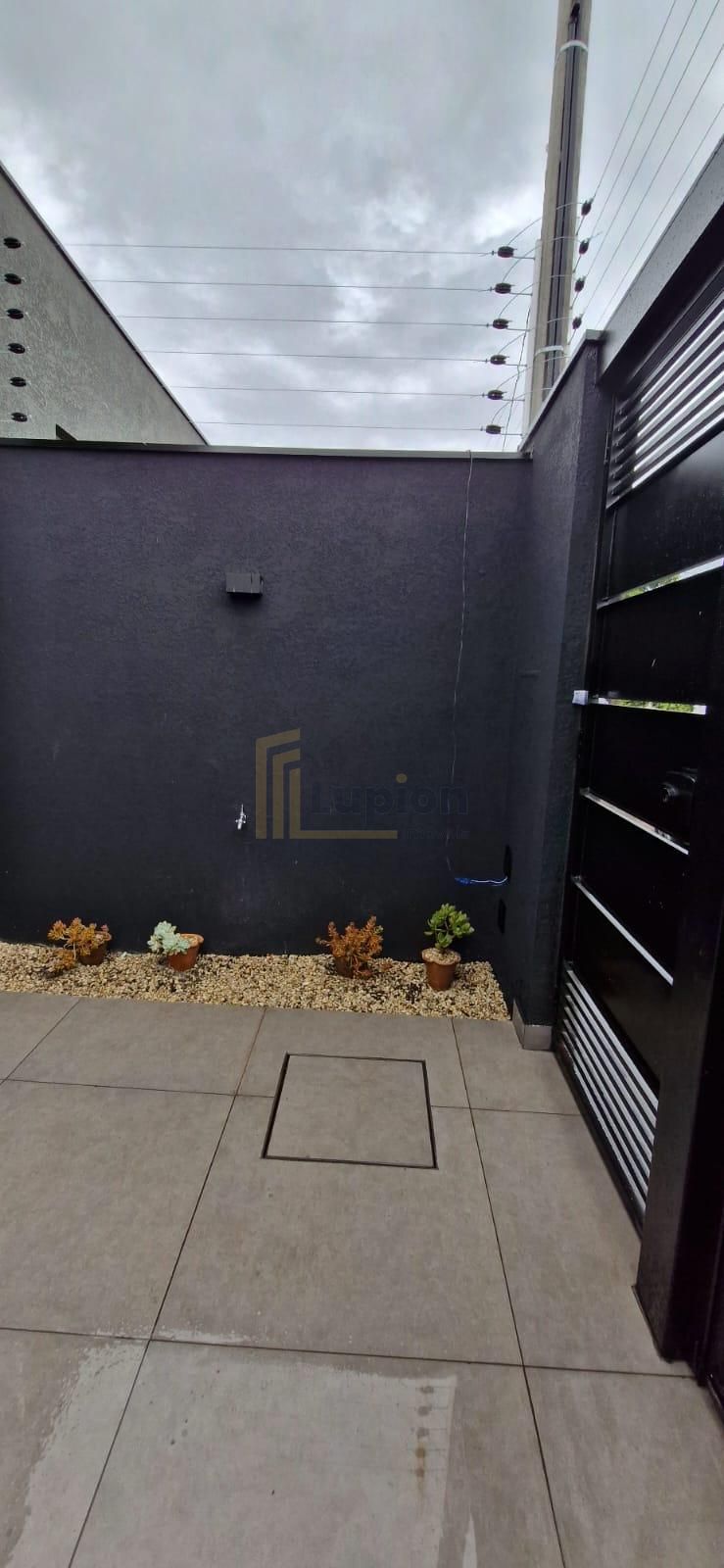 Casa com 3 Quartos e Suíte no Jardim São Paulo.  R  350.000,00