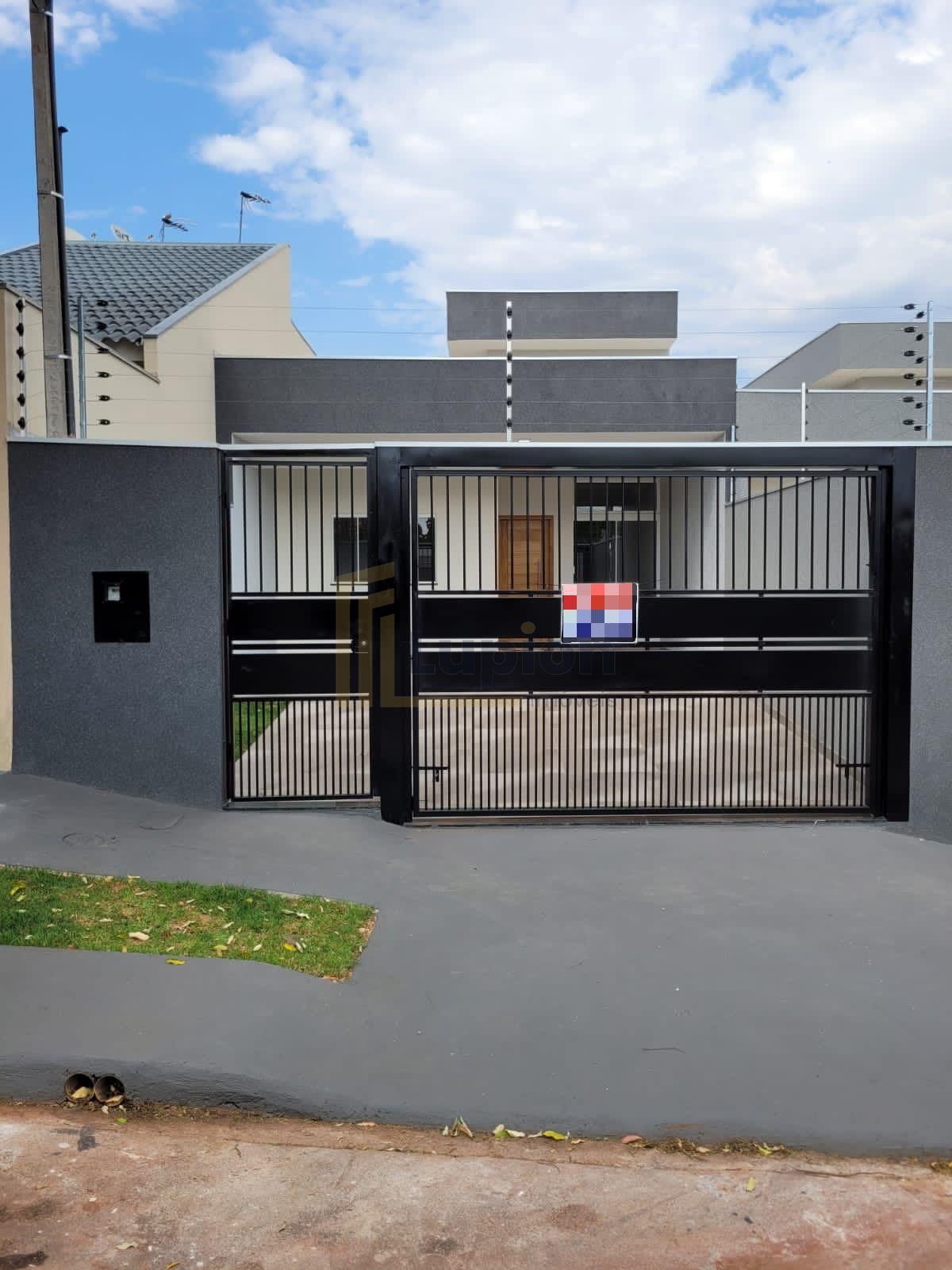 Casa com 3 Quartos, Suíte e Varanda Gourmet no Jardim Novo Oás...