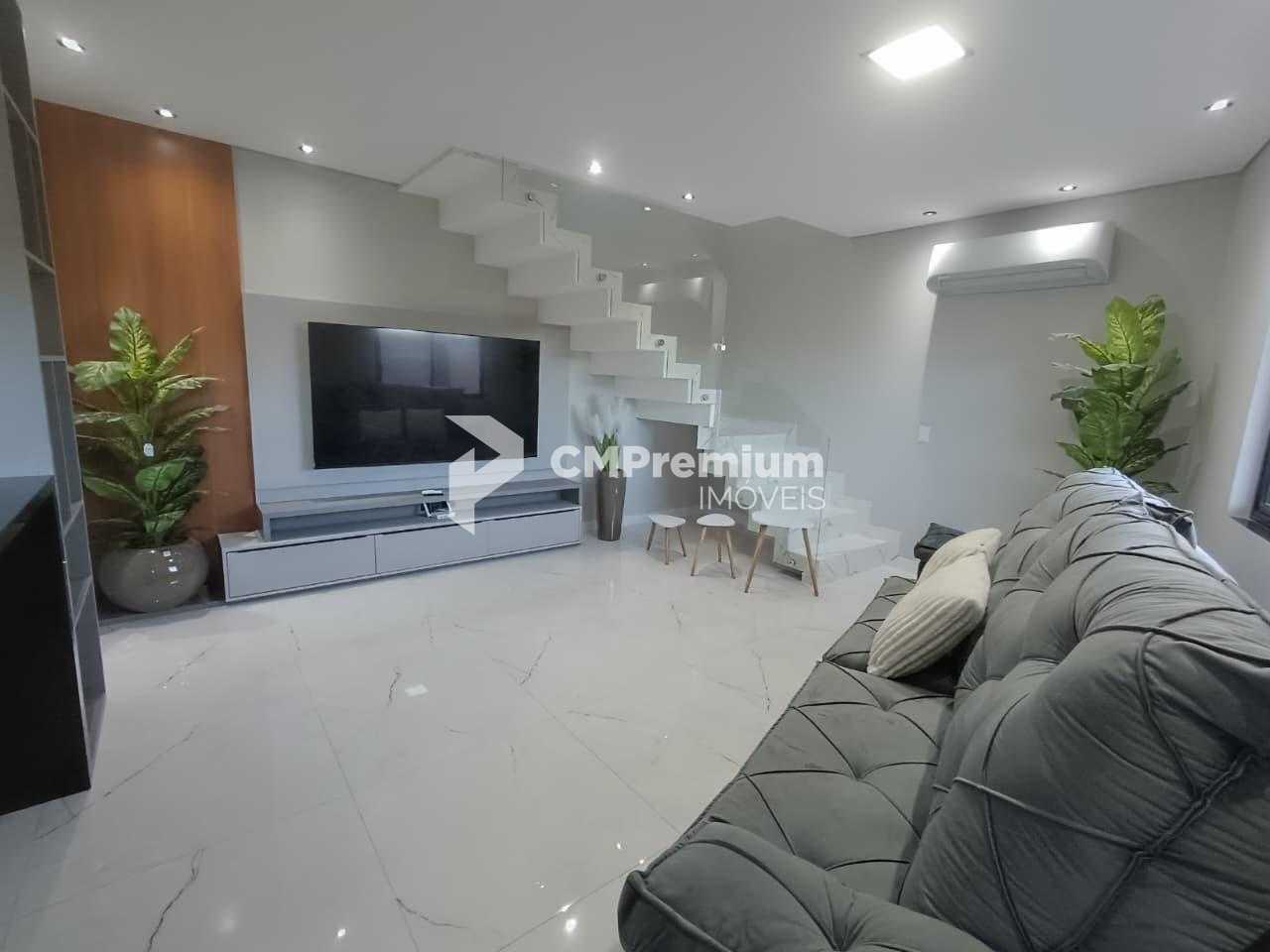 Sobrado alto padrão em Araucária com amplo terreno, suíte, óti...