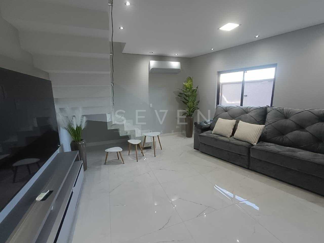 Sobrado alto padrão em Araucária com amplo terreno, suíte, óti...