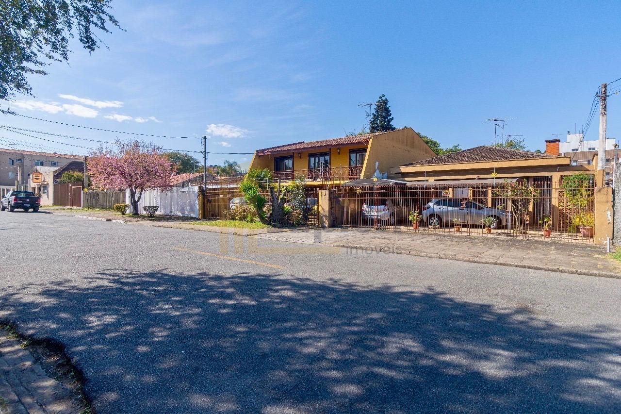 Casa ampla 6 quartos no Prado Velho, Próxima à PUC, ideal para...