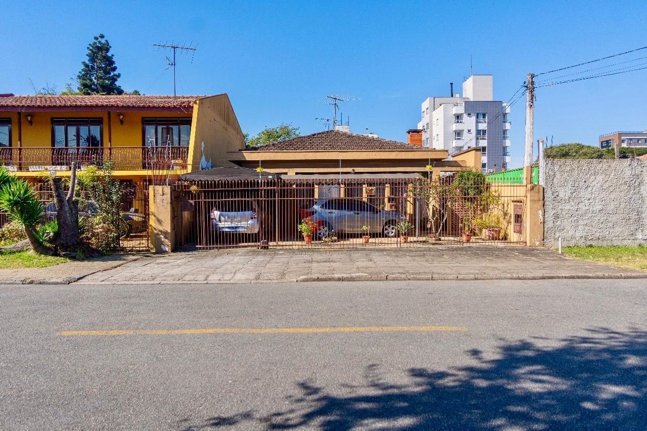 Casa ampla 6 quartos no Prado Velho, Próxima à PUC, ideal para...